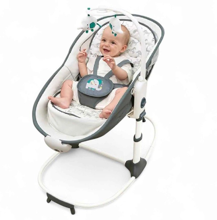 Mastela 6-in-1 Deluxe Multi-Functional Bassinet